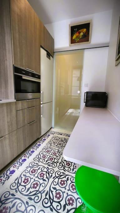 Appartement De La Bibliotheque 贝桑松 外观 照片