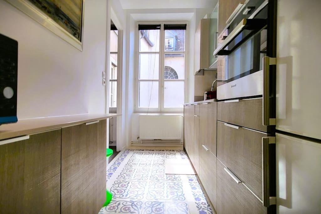Appartement De La Bibliotheque 贝桑松 外观 照片